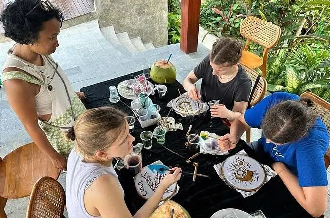 Bali Batik Workshop_ Relaxing Art Therapy & Tote Bag Painting