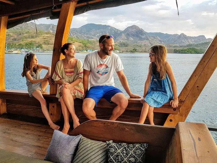 Barefoot Yachts Indonesia _ Cruising with you since 2016