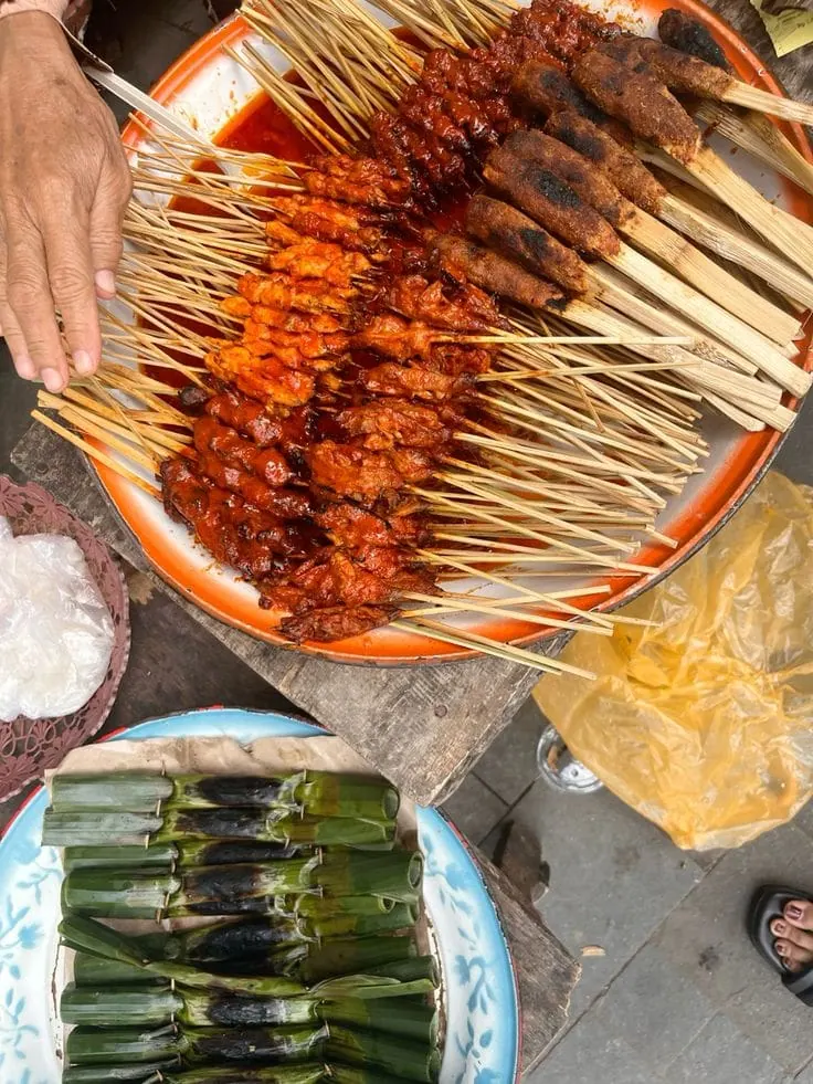 Sate rembiga traditional food in lombok! 👏🏻👏🏻👏🏻